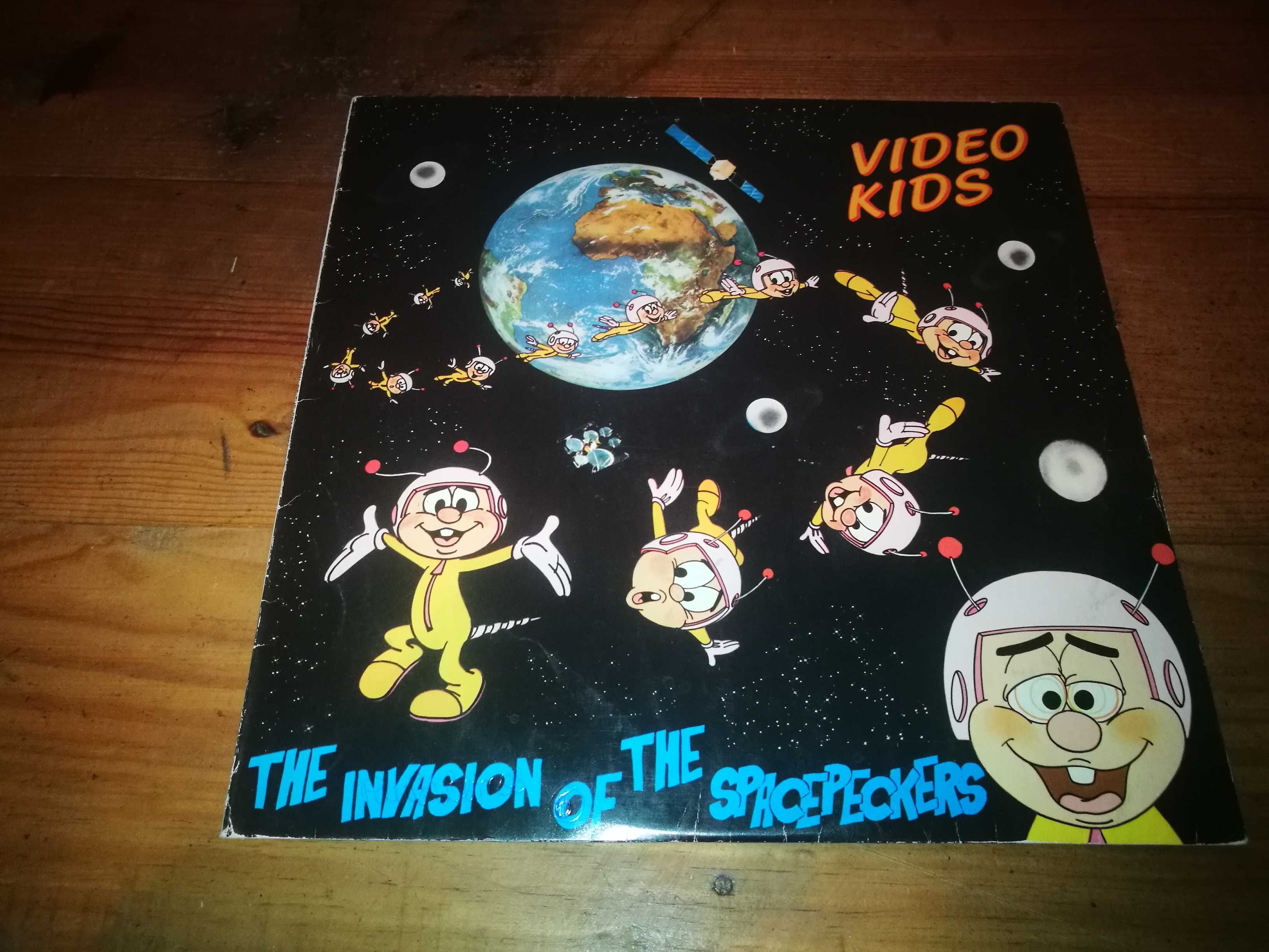 VIDEO KIDS (DANCE) The Invasion Of The Spacepeckers LP