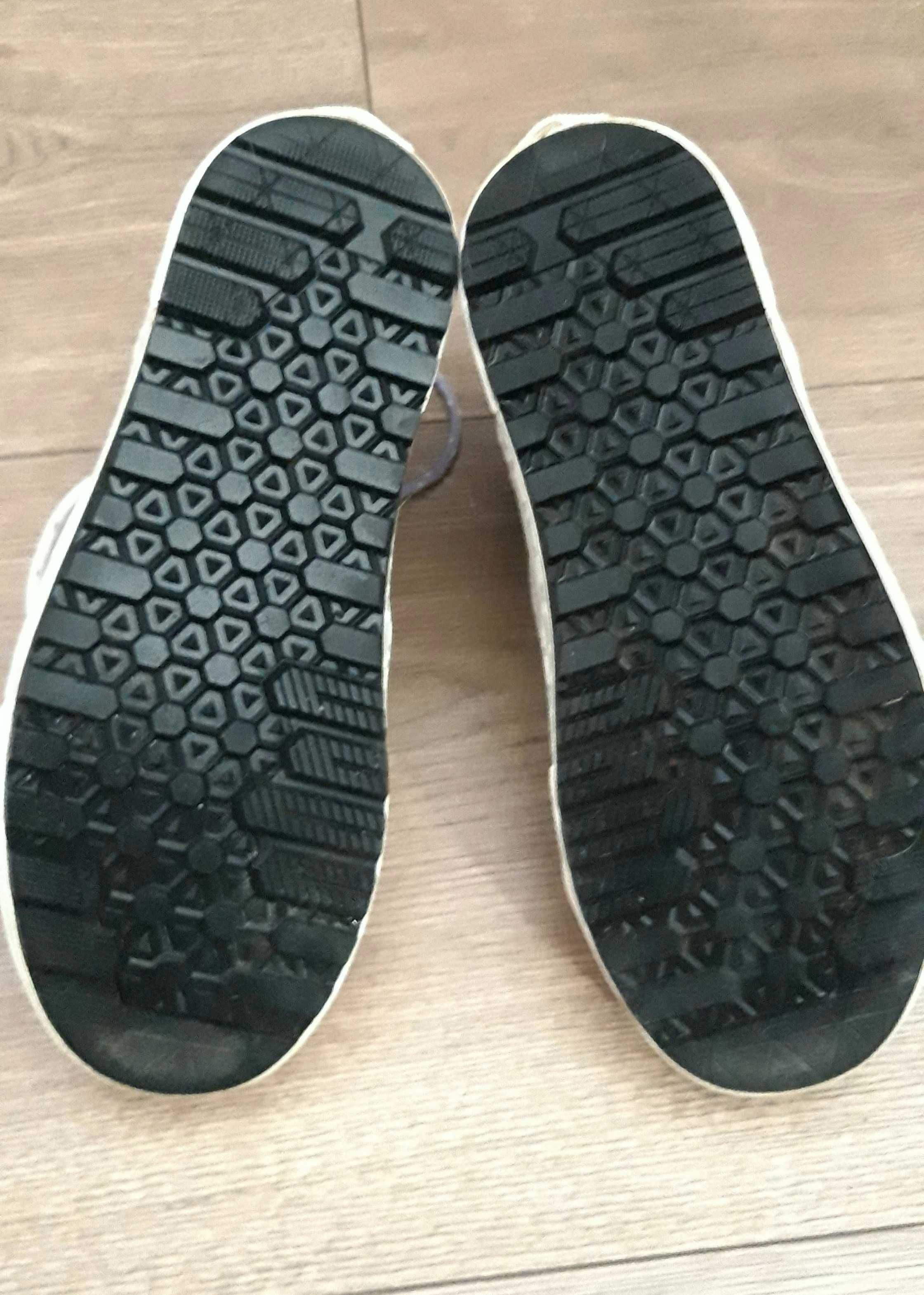 Buty damskie vans × napapijri