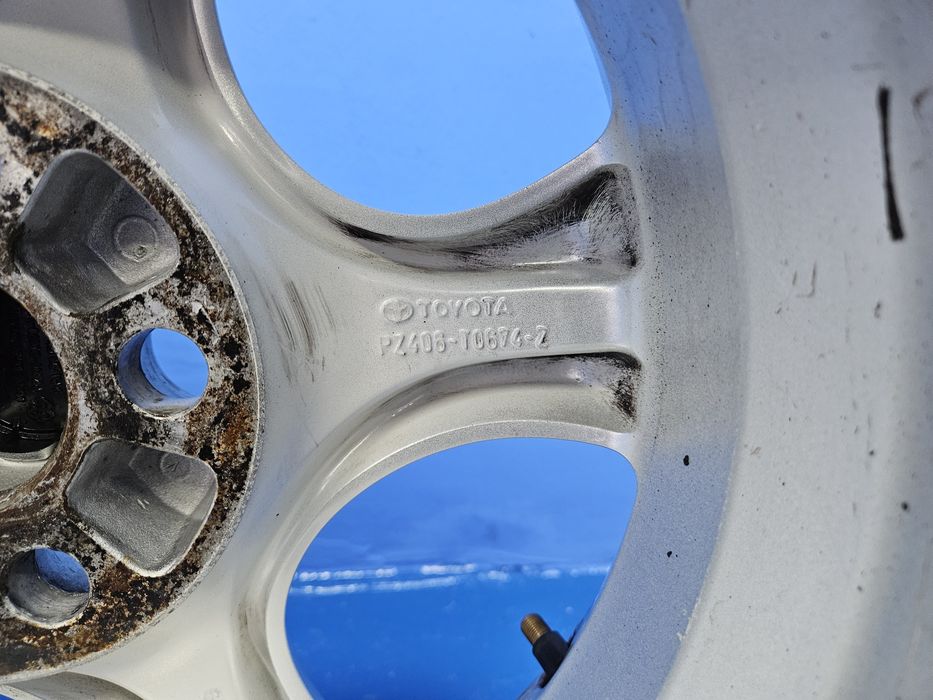 FELGI aluminiowe 15" TOYOTA komplet 6.0" ET39 oryginał alu | Poznań |