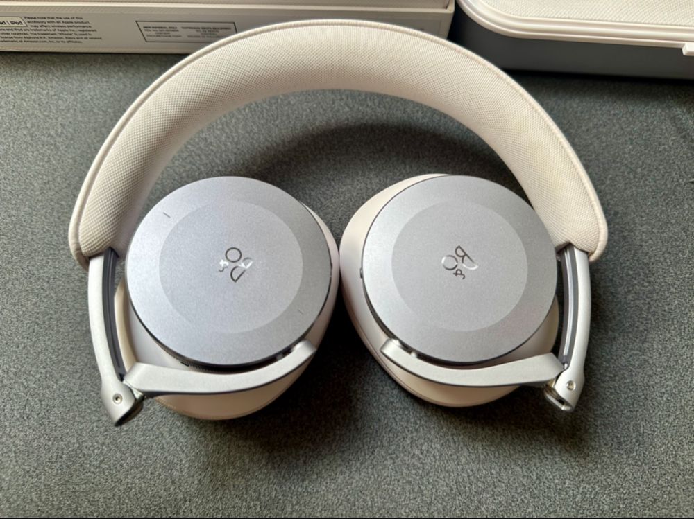 Bang Olufsen H95 - Nordic Ice - Beoplay