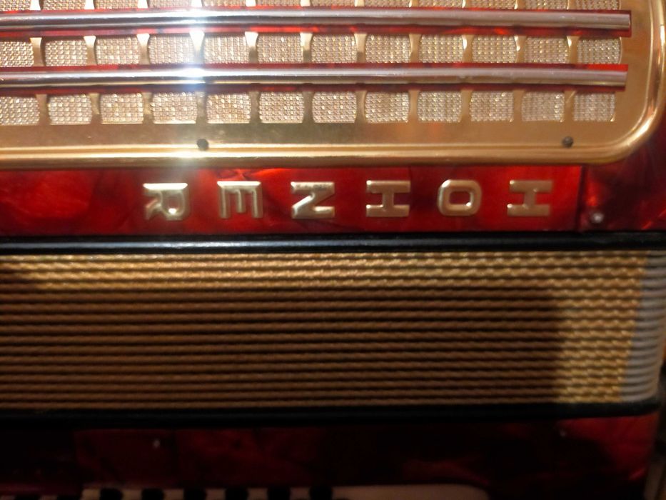 Akordeon hohner arietta IVm