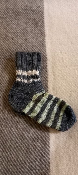 Продам нові теплі носочки