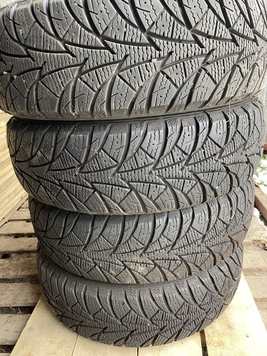 Зимові шини ROSAVA Snowgard 175/65/14