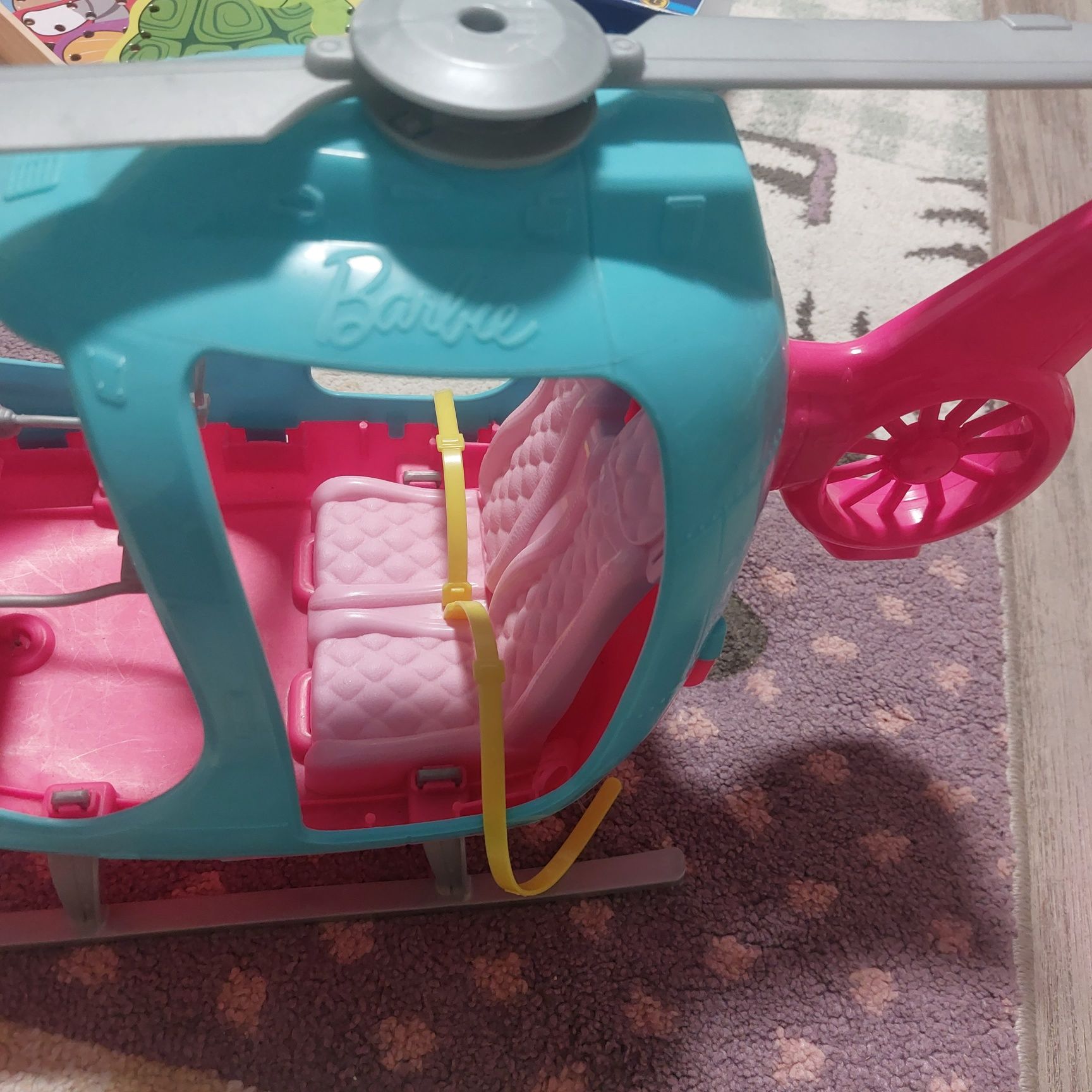 Helikopter barbie