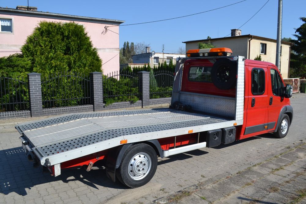 Wynajem wypożyczalnia autolawet lawet samochodów bus osobowych Żnin