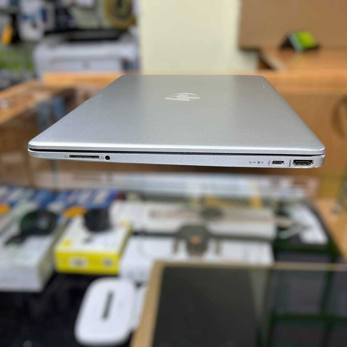 Ноутбук HP 15dy-4013dx – i5 11-го покоління/8GB/256 SSD / Touchscreen
