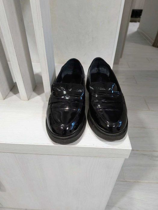 Жіночі лофери з натуральної шкіри