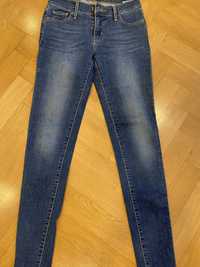 Jeansy Levis 36 srednij stan