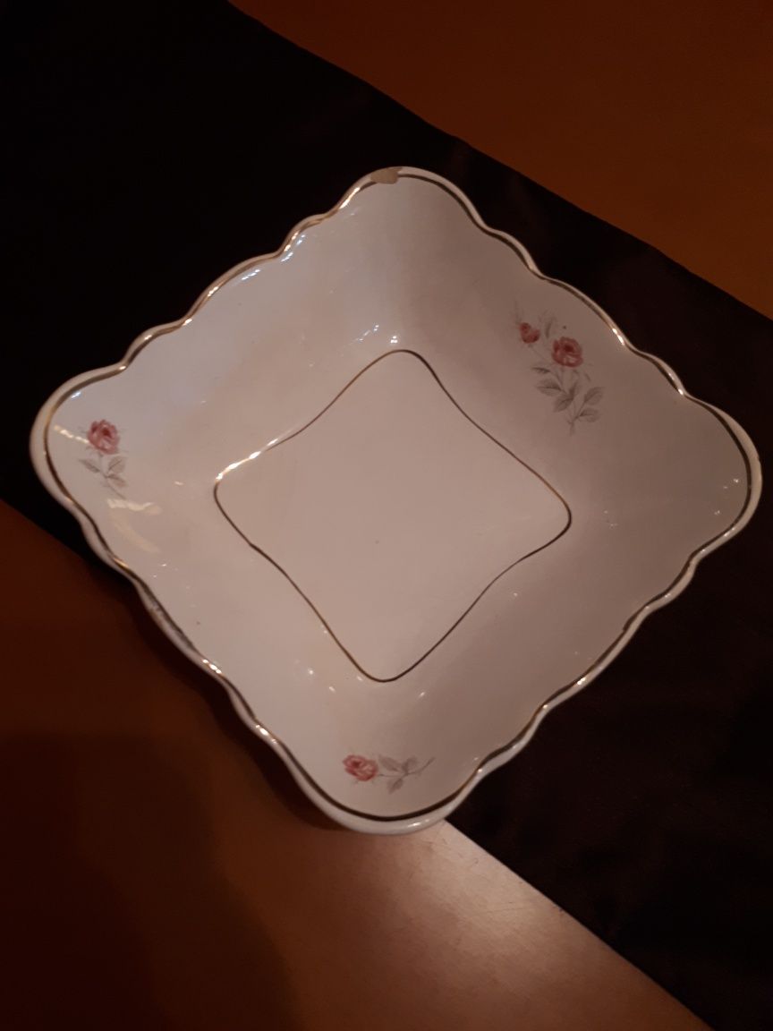 Saladeira / Taça quadrada porcelana