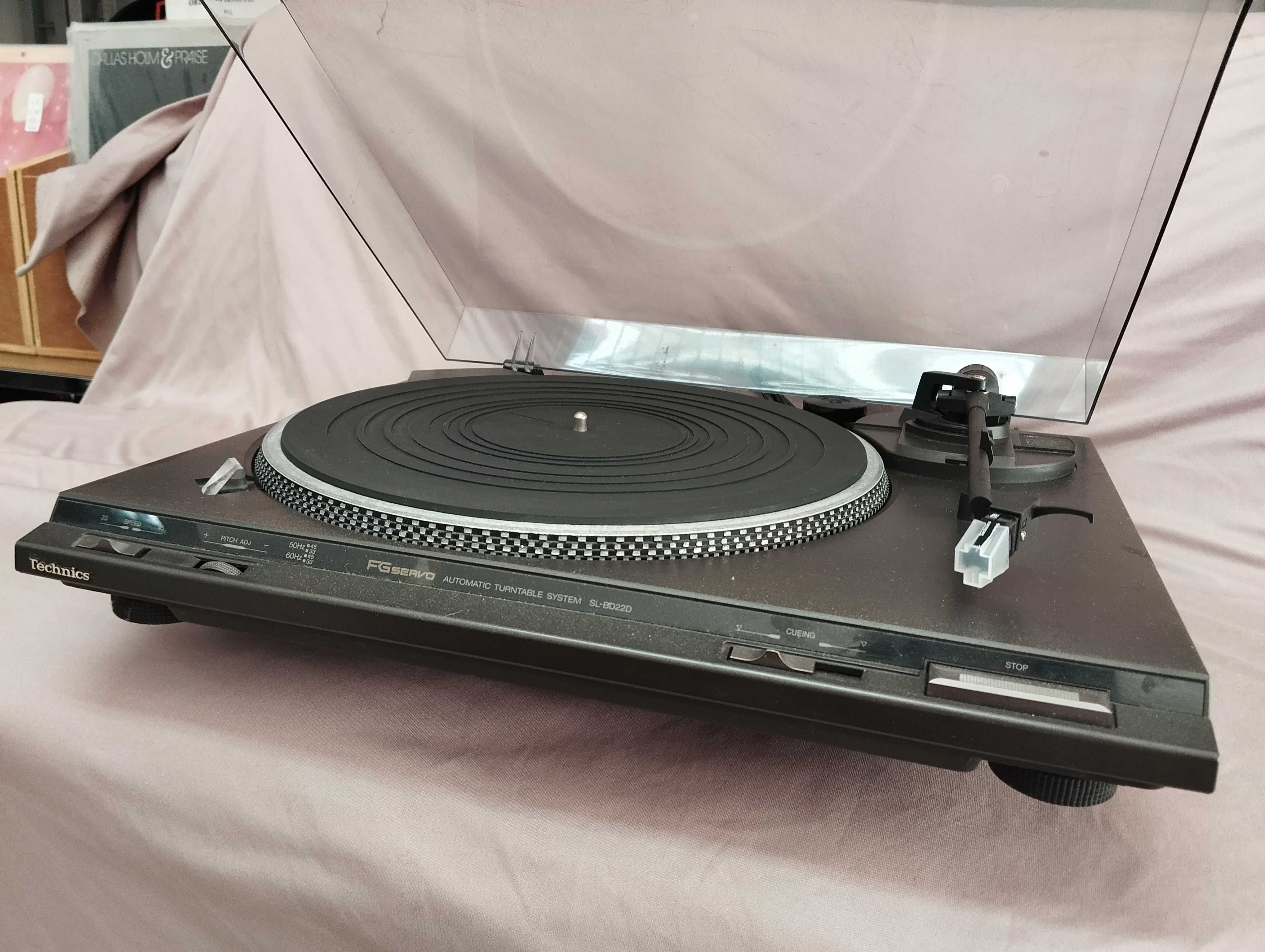 Gira Discos Technics SL-BD22D
