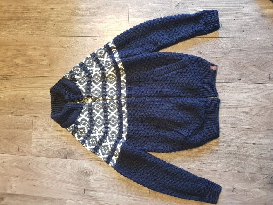 Ciepły męski sweter