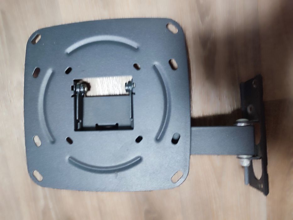 Кронштейн (кріплення для телевізора)200×200,100×100,200×100.