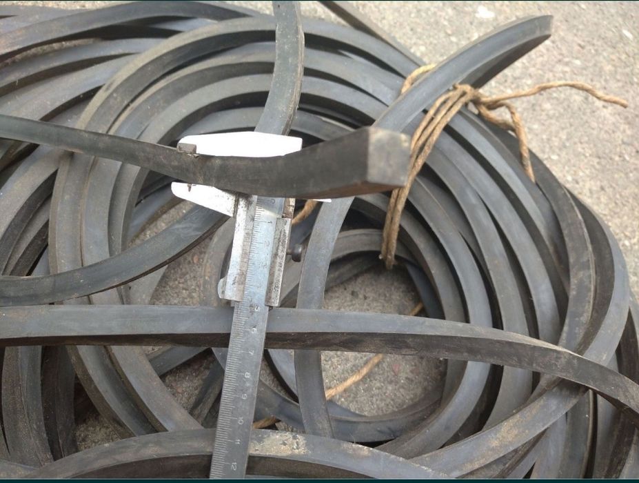 Шнур резиновый прямоугольного (квадратного сечения)