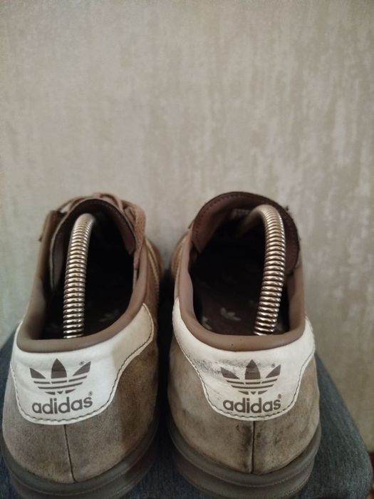 Кросівки Adidas Hamburg в гарному стані розмір 42устілка 27