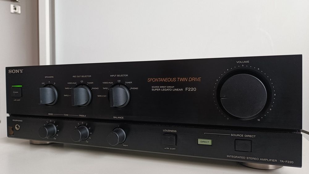 SONY TA-F220 wzmacniacz stereo. Stan idealny.
