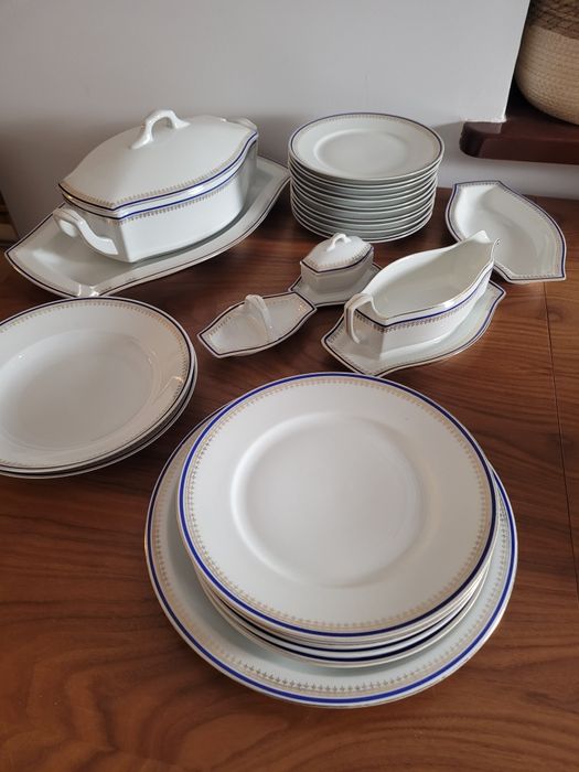 Zestawy obiadowy i deserowy Ćmielów fason Lwów lata 30 XX w