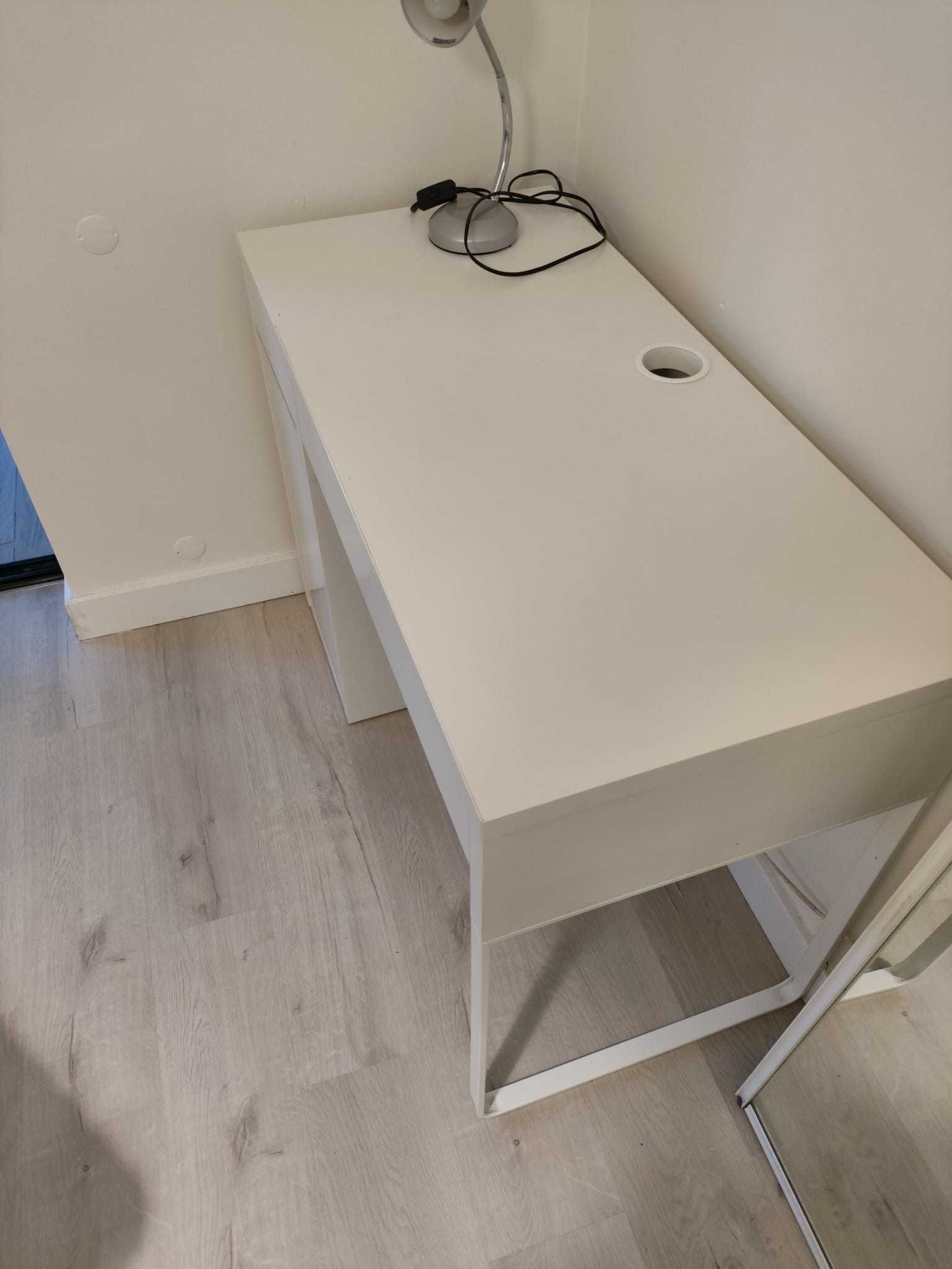 Secretária IKEA Micke 105x50