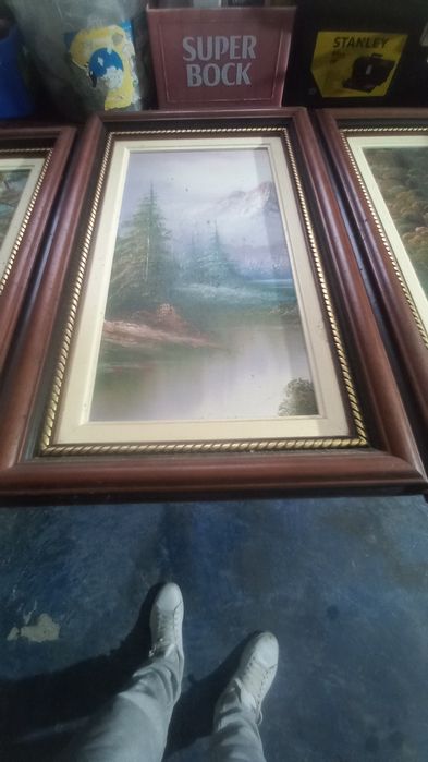 3 quadros pintados a mão