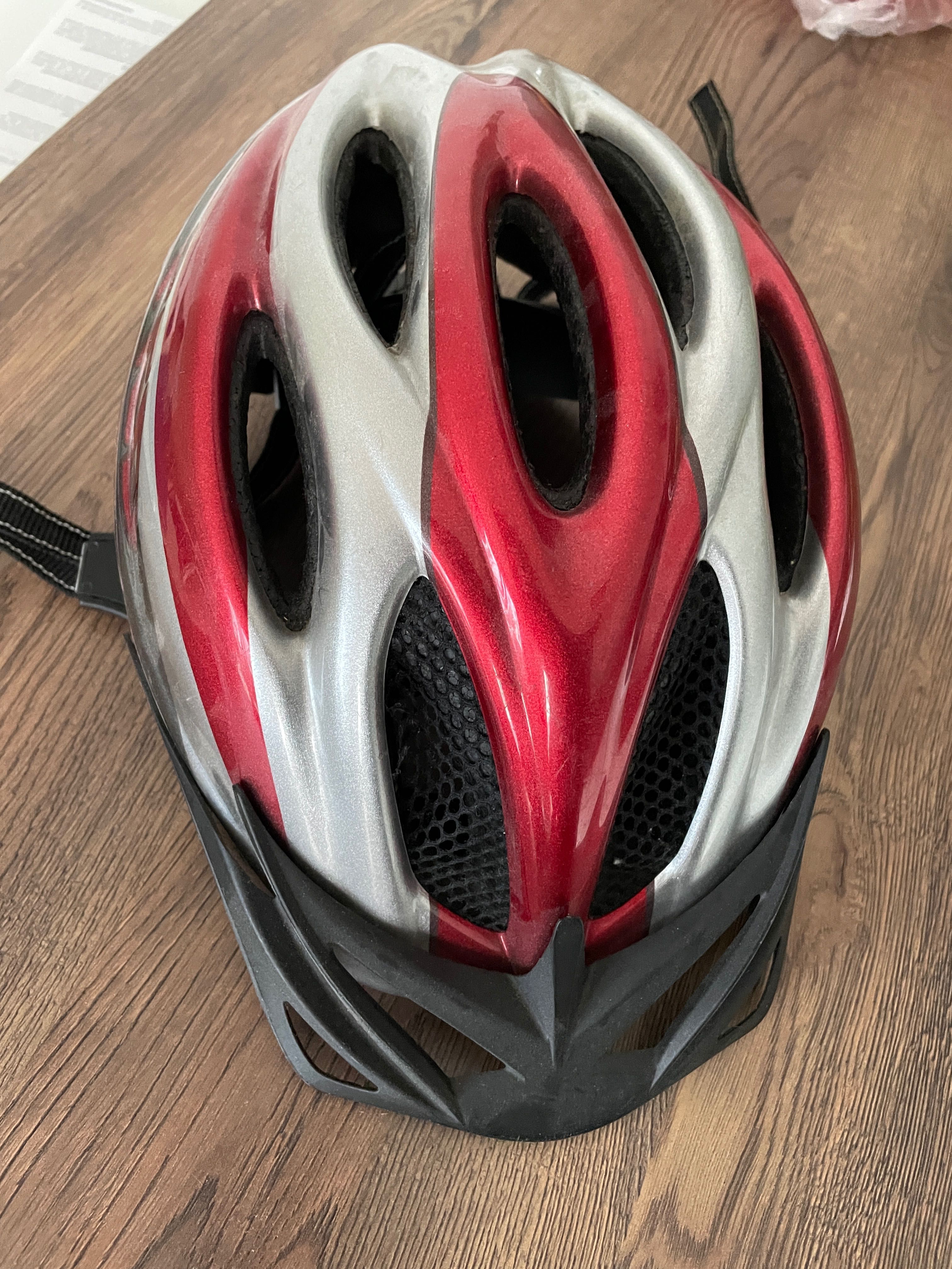 Kask rowerowy rozm  L