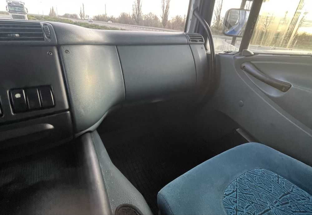 Авто DAF CF 85.430