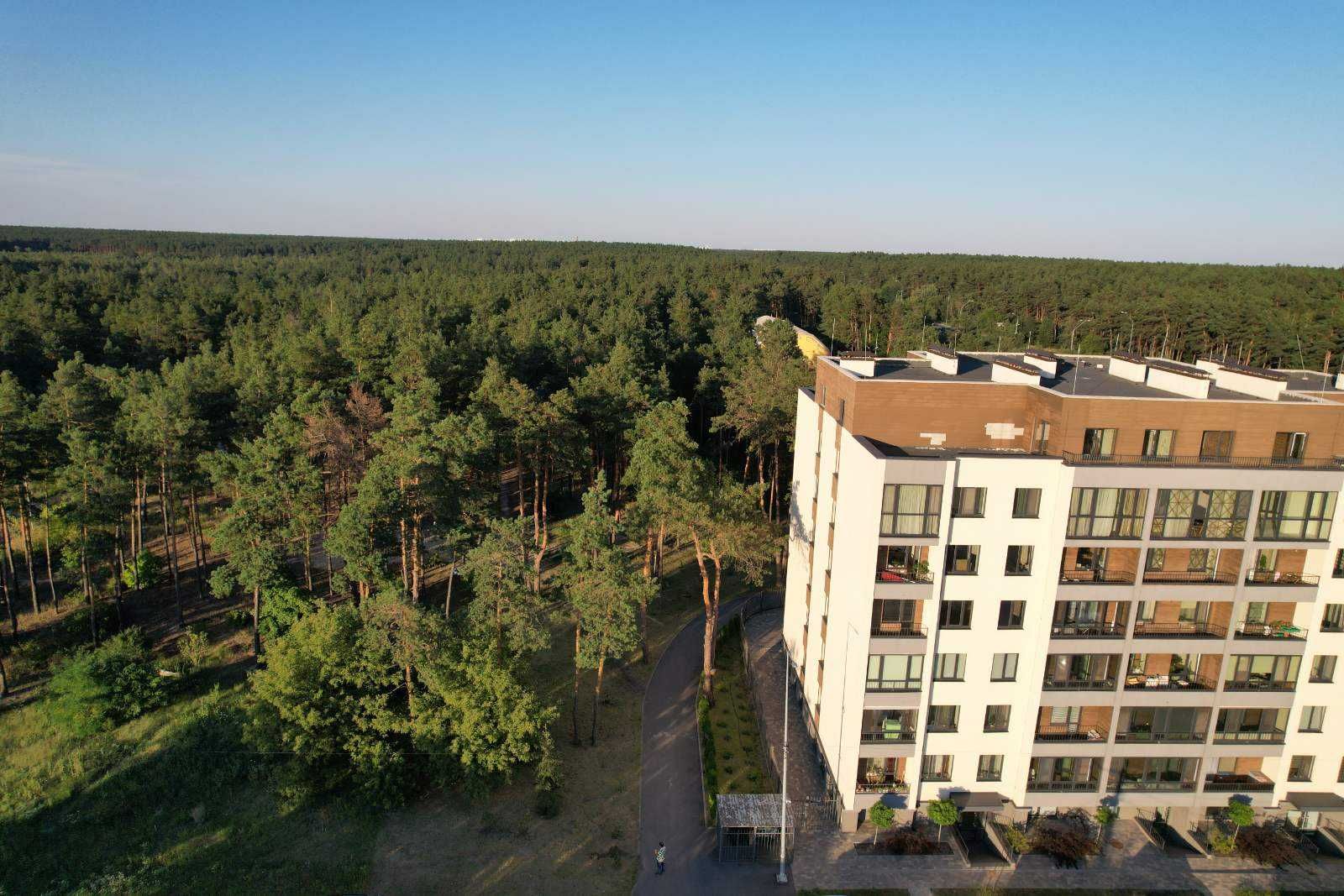 Продам квартиру с терасой в лесу  Киев метро Лесная Быковня Броварской