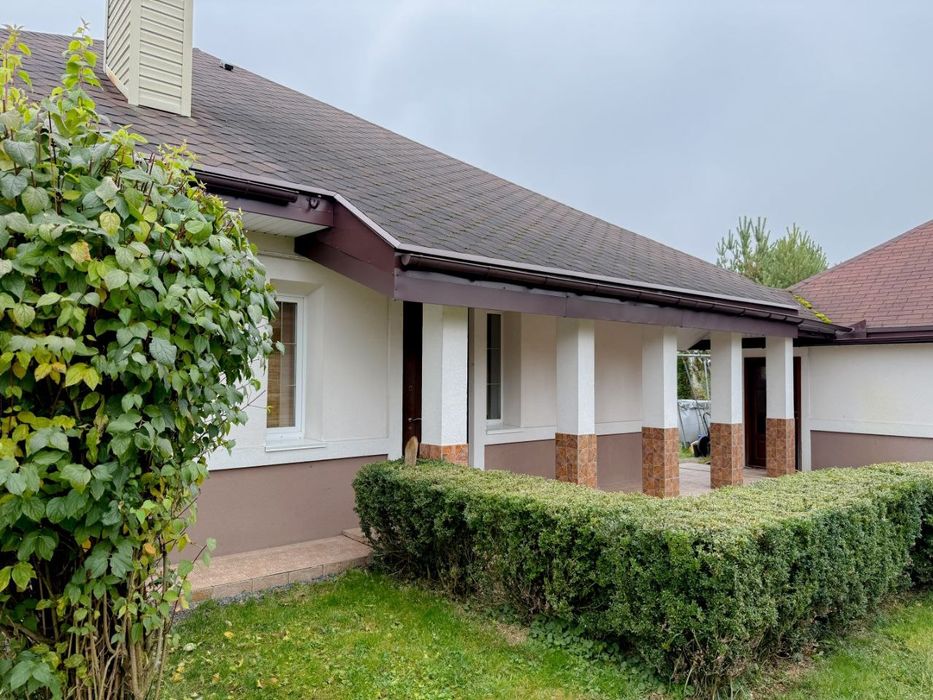 Будинок з ремонтом біля Рівного