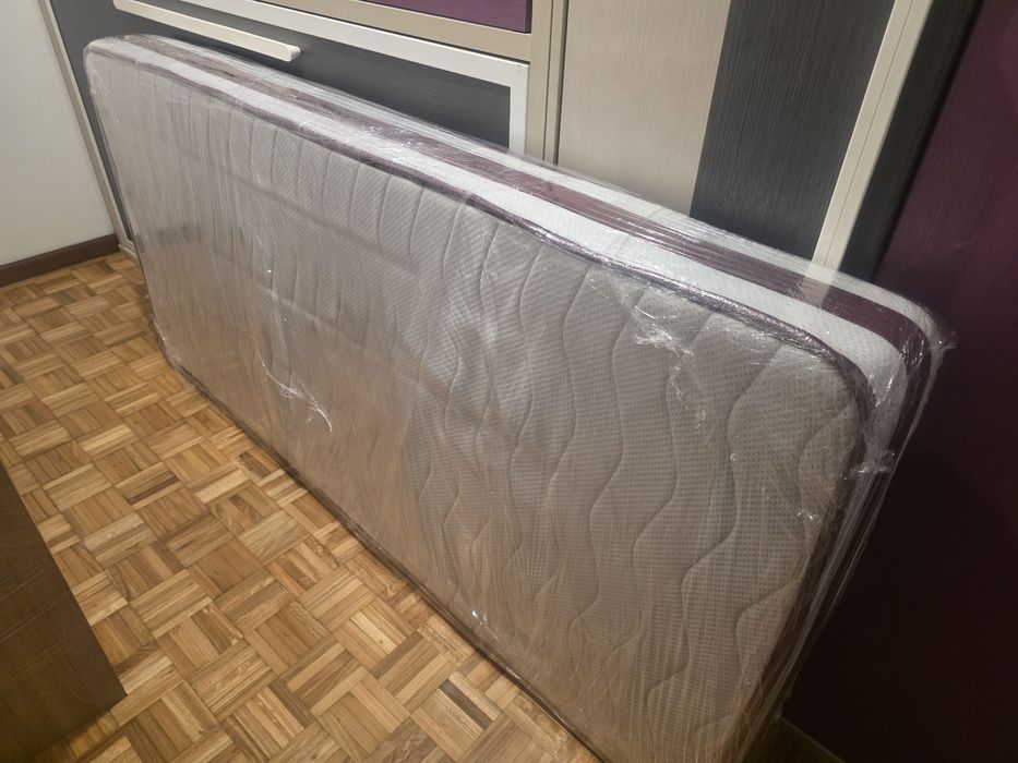 Colchão 83x187cm