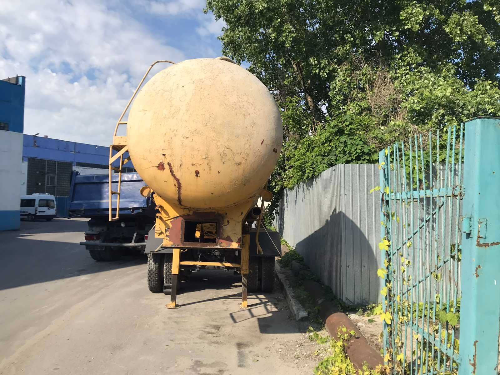 Продам  напівпричіп цистерна  ТЦ-13  1992 р. в.