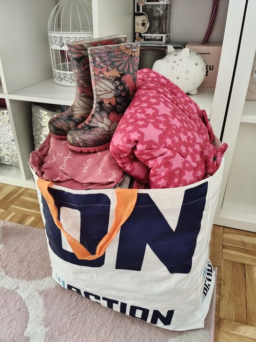 Paka 90szt ubranek r.110/116