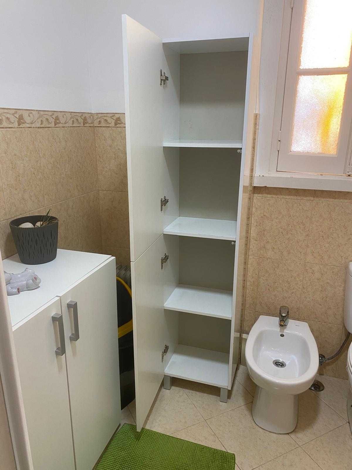 Móvel WC branco em bom estado