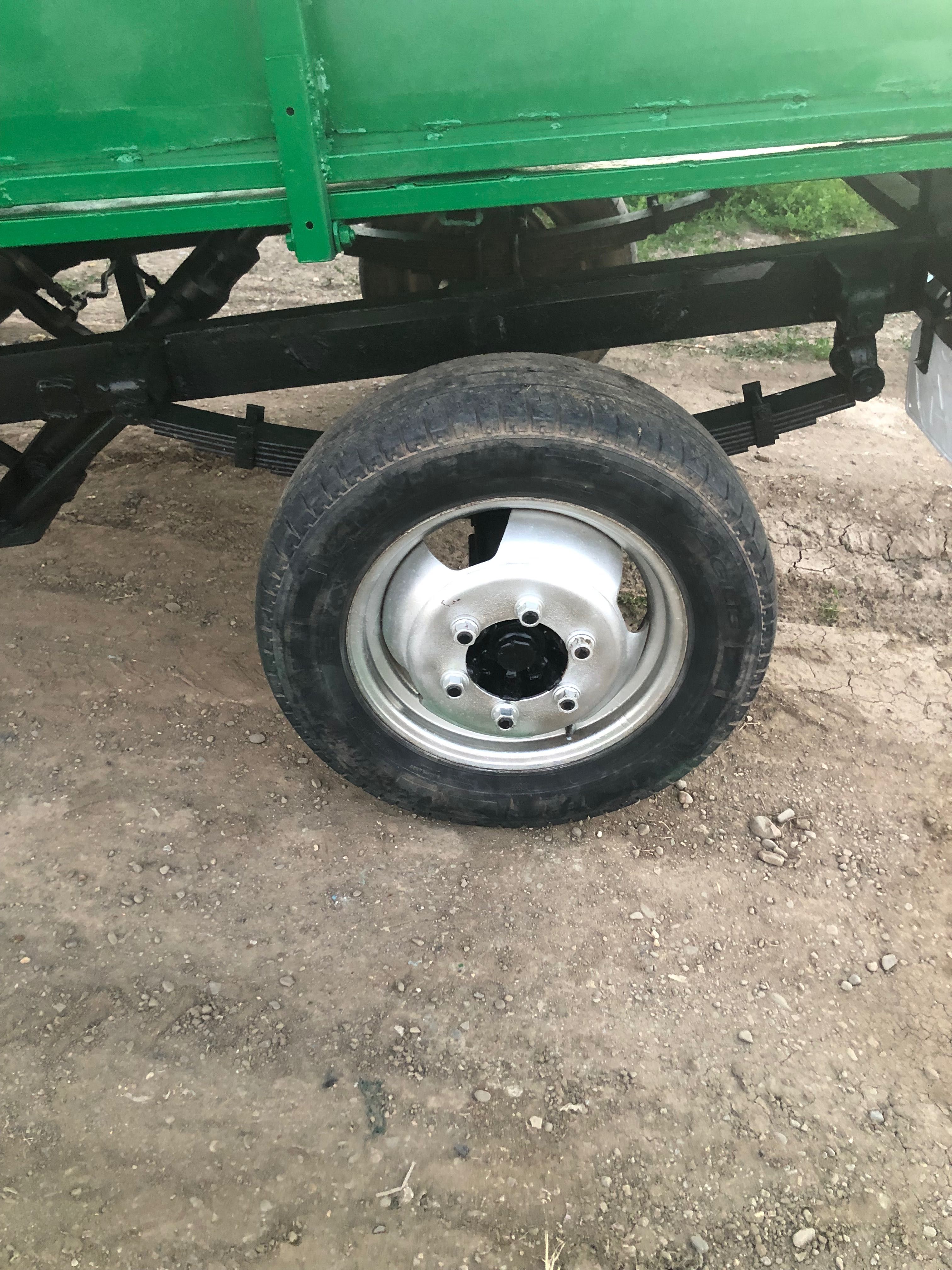 Продам прицеп тракторным 1птс2самосвал