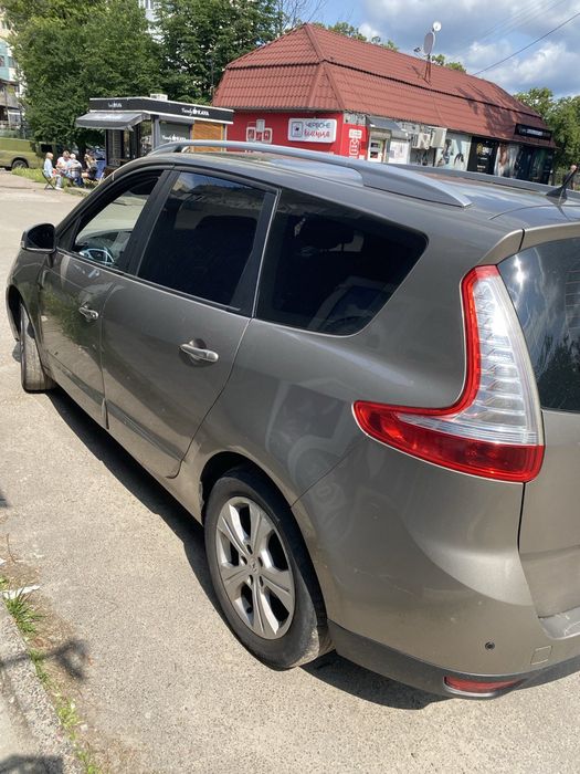 Продам renault grand scenic3