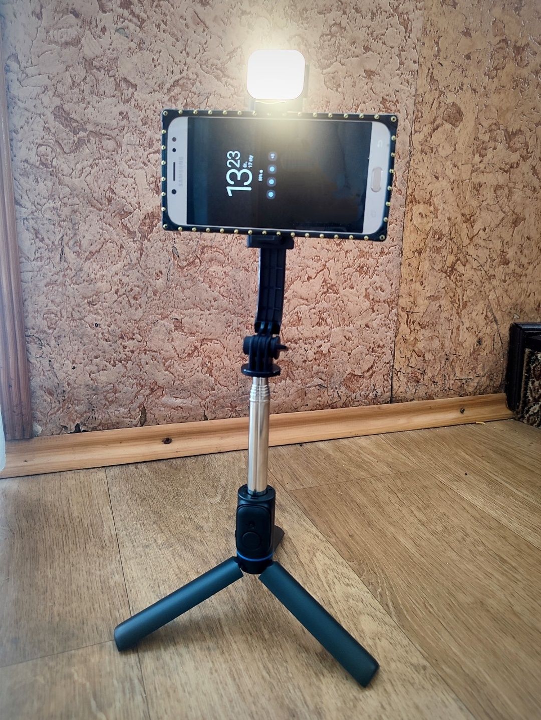 Wielofunkcyjny Selfie Stick Tripod 1070mm