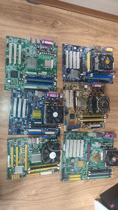 Материнські плати