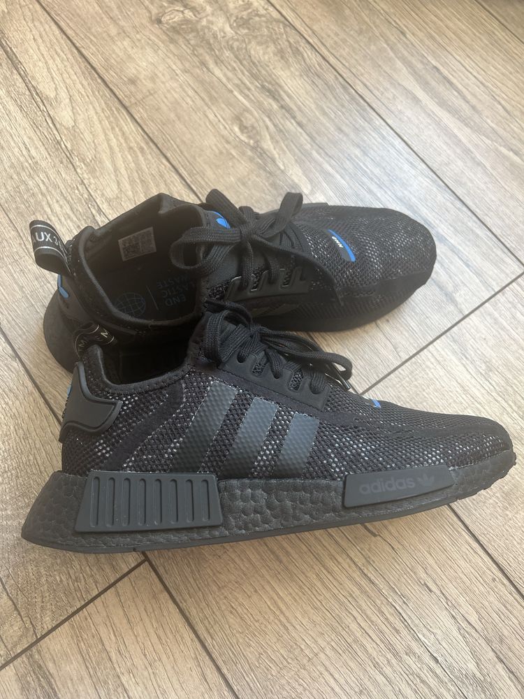 Кроси Adidas NMD R1 оригінал