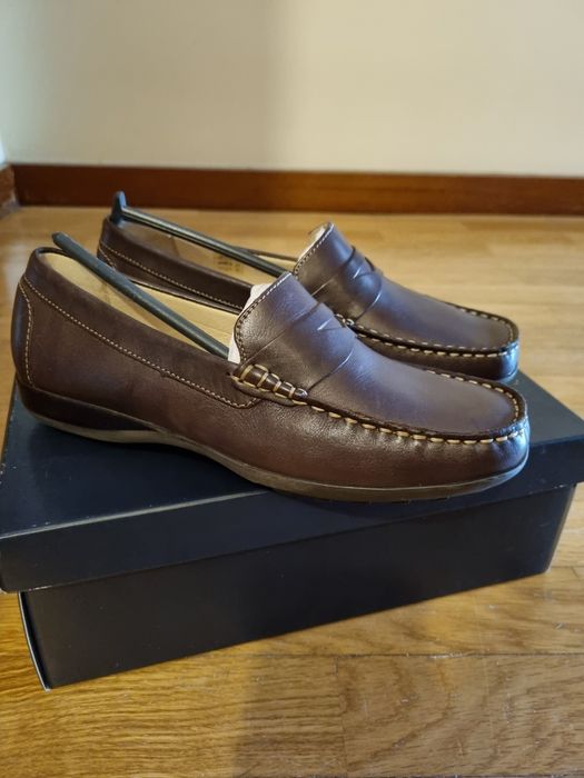 Sapatos Mocassim em Pele - NOVOS