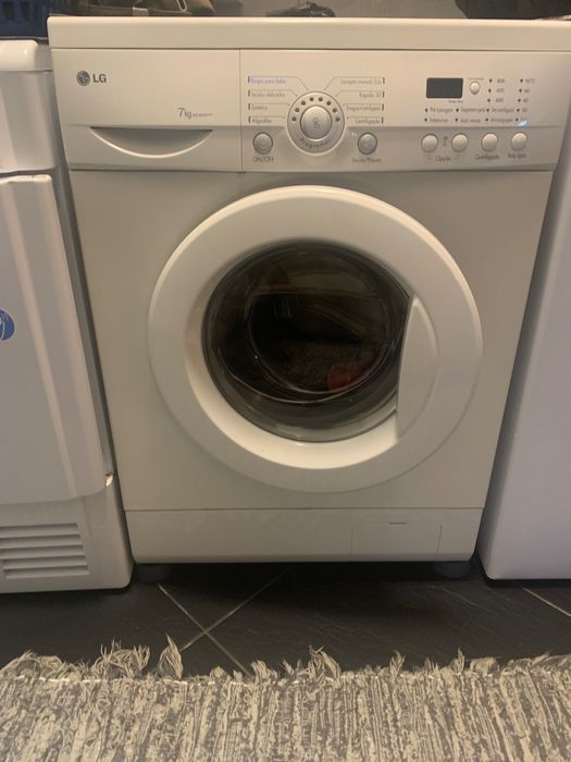 Máquina de lavar roupa lg 7kgs ler anúncio