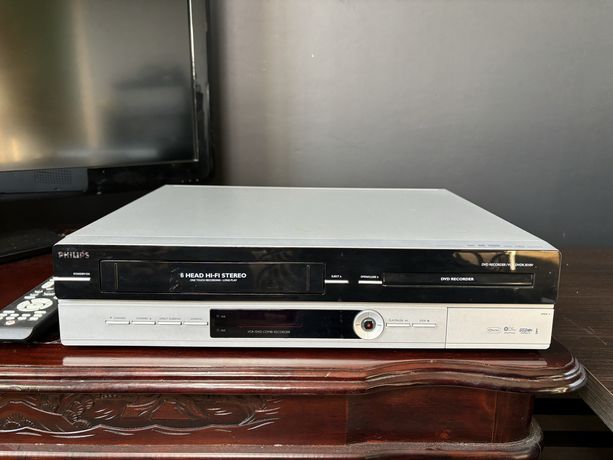 Nagrywarka VHS/DVD Philips DVDR 3510V  - cena 420 zł !!!