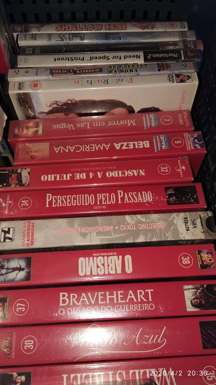 Filmes VHS (40)Novos cada unidade 2 euros Selados