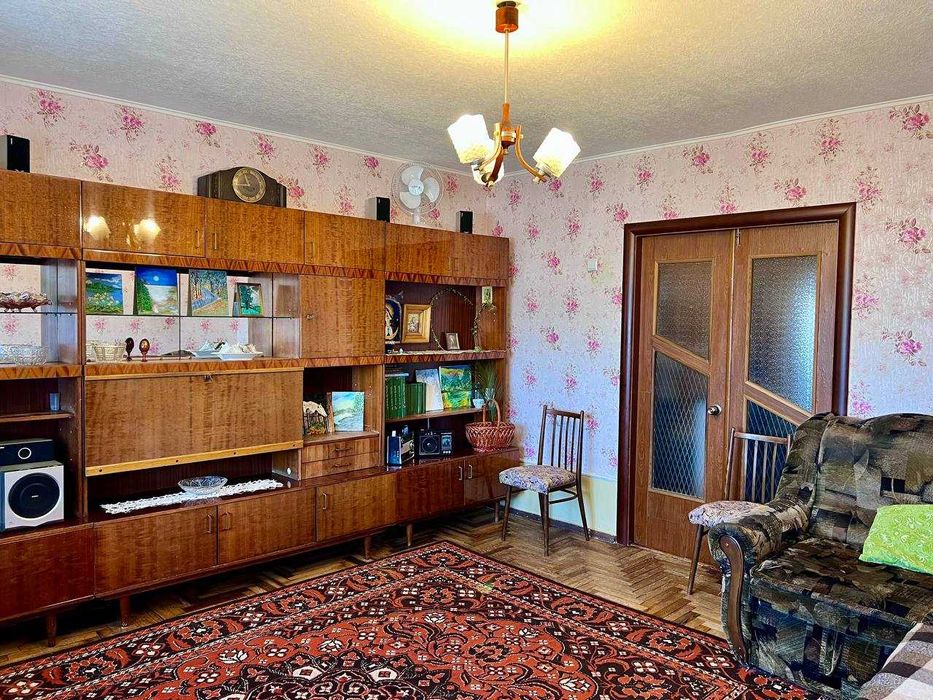 Продам 3-х комнатную квартиру ул. Чумаченка