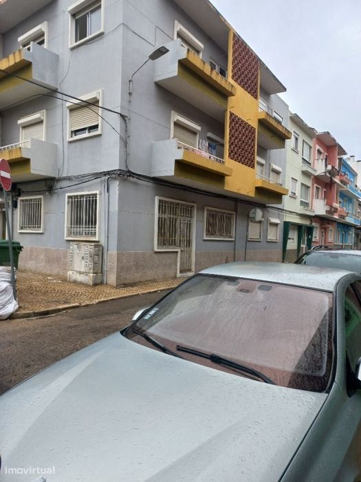 Tudo pode ficar ao seu Gosto!!! Reconversão para Apartamento T1