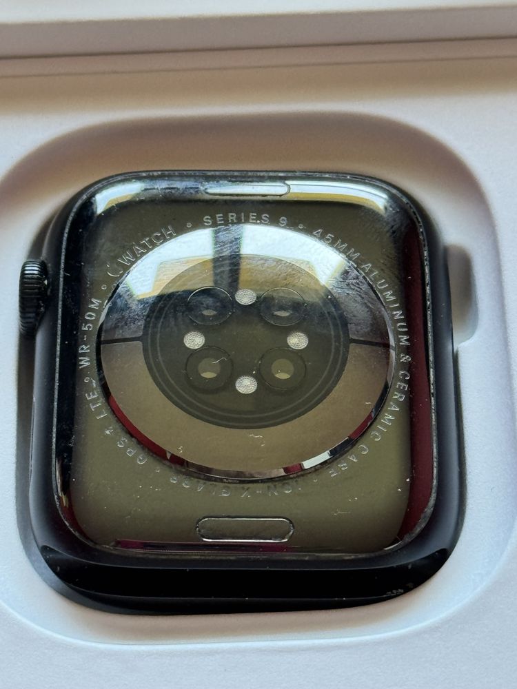 Apple Watch 9 GPS+Cellular 45mm