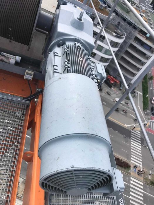 Używany żuraw dźwig Krupinski Cranes - KR90-5 EC rocznik 2020r