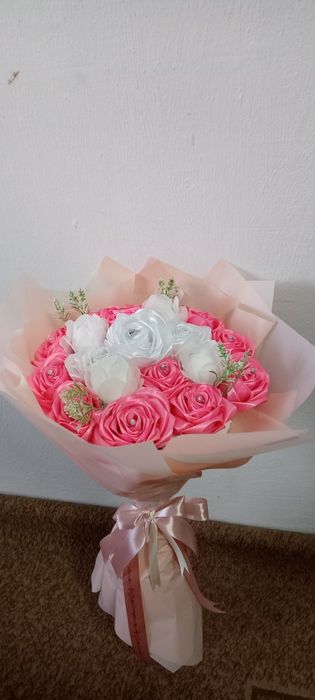 Продаю букети з атласних стрічок