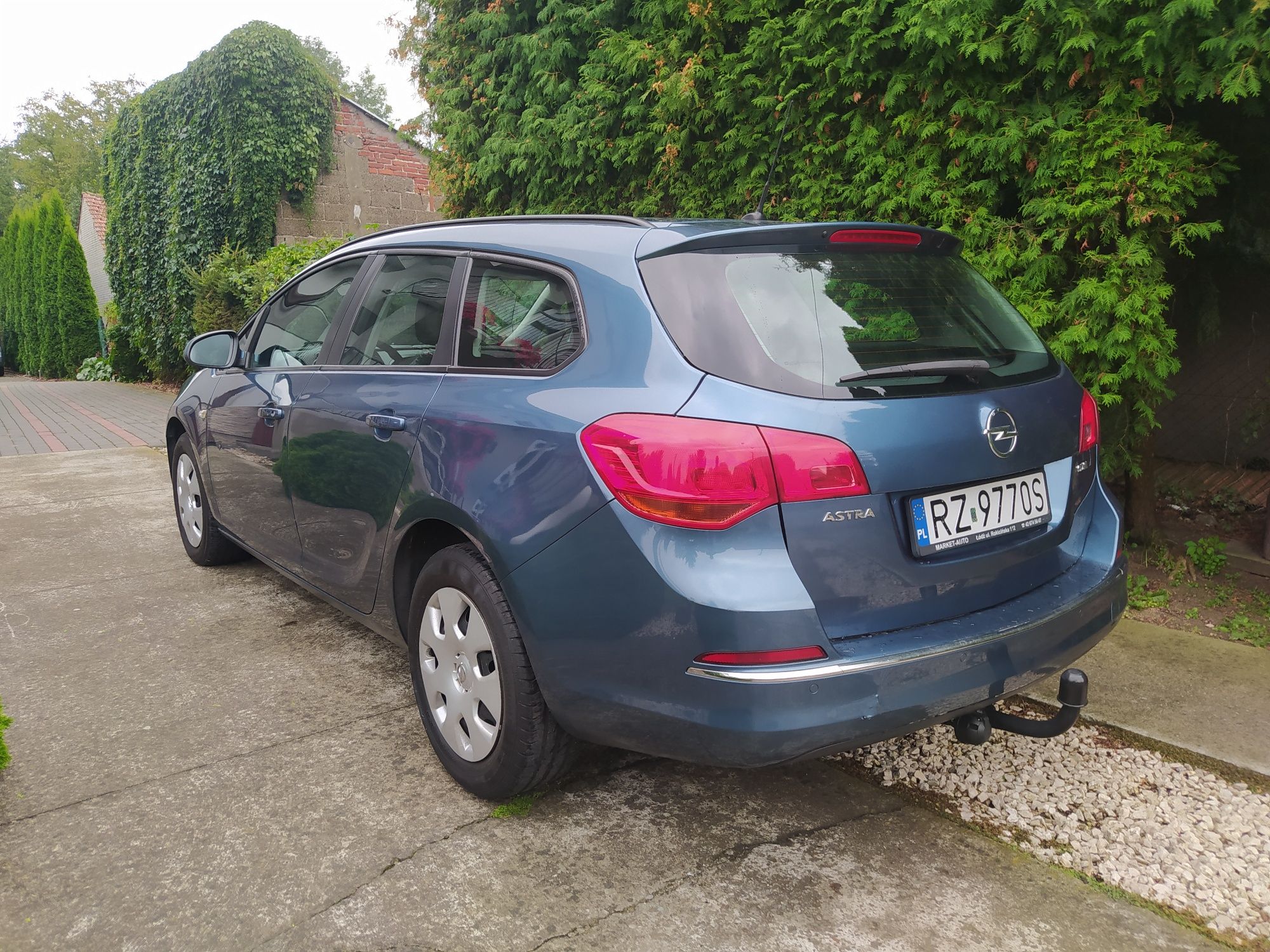 Opel Astra 2014r 1.7cdti lift