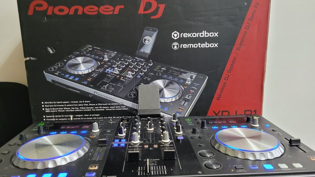 Pioneer dj xdj r1 + pokrowiec torba szyta na zamówienie  wartość 500zł