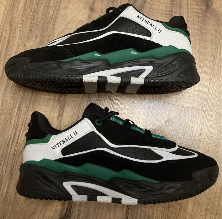 кроссовки     Adidas