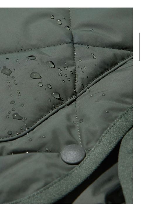 Куртка весняна uniqlo M зелена (оливкова)