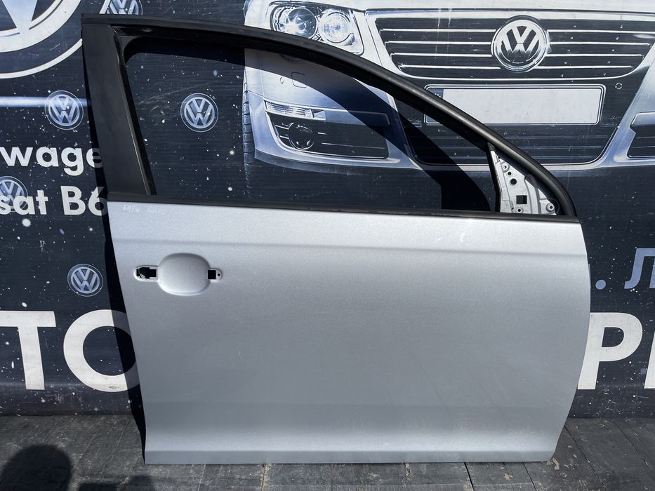 Дверька двері двери Гольф 5 6 універсал двері дверь Golf 5 6 LA7W