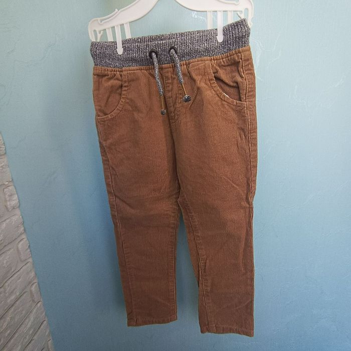 Джинсы TU, вельветовые штаны на возраст 2-3  года .на рост 92-98 см.